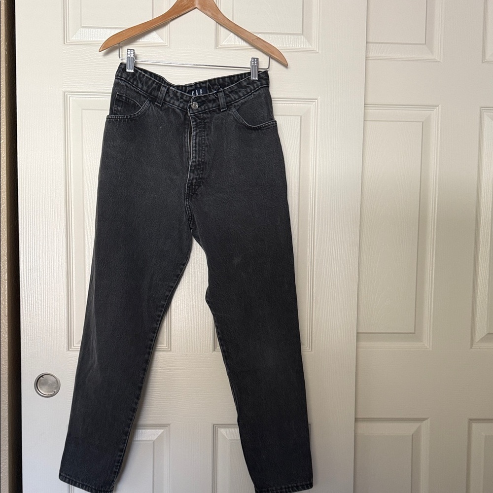 MoM Jean Gap High-Waist Black Mom Jeans